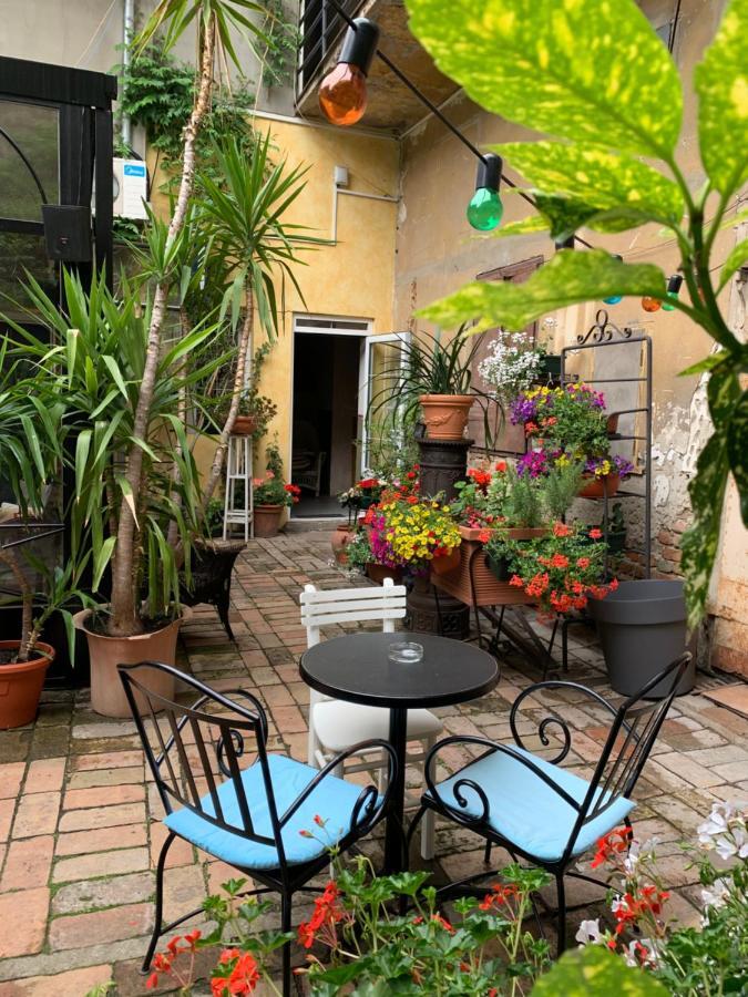 Bed And Breakfast "Caffe-Caffe" Kikinda Zewnętrze zdjęcie